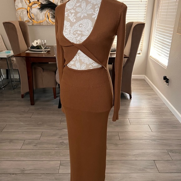 Nwt house of Harlow brown dress Sz m - Picture 3 of 11
